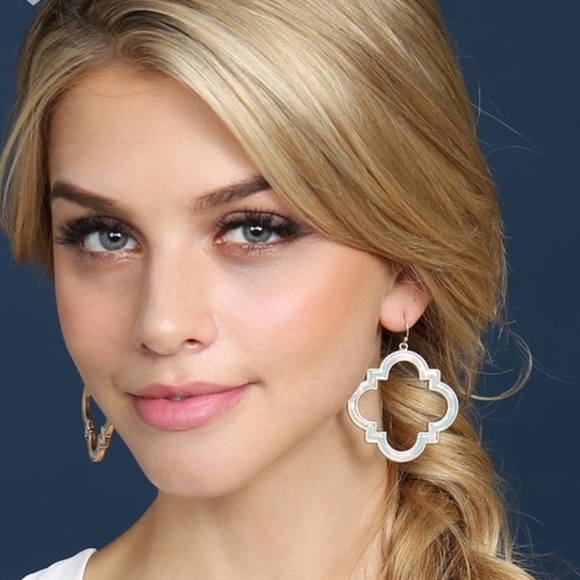 FINAL PRICE Blue Quartrefoil Drop Earrings - Picture 2 of 4